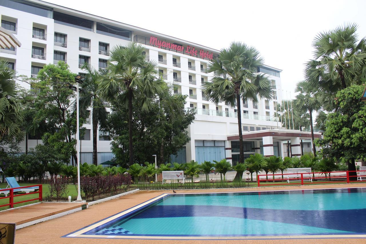 Akore Myanmar Life Hotel Rangoon Eksteriør billede