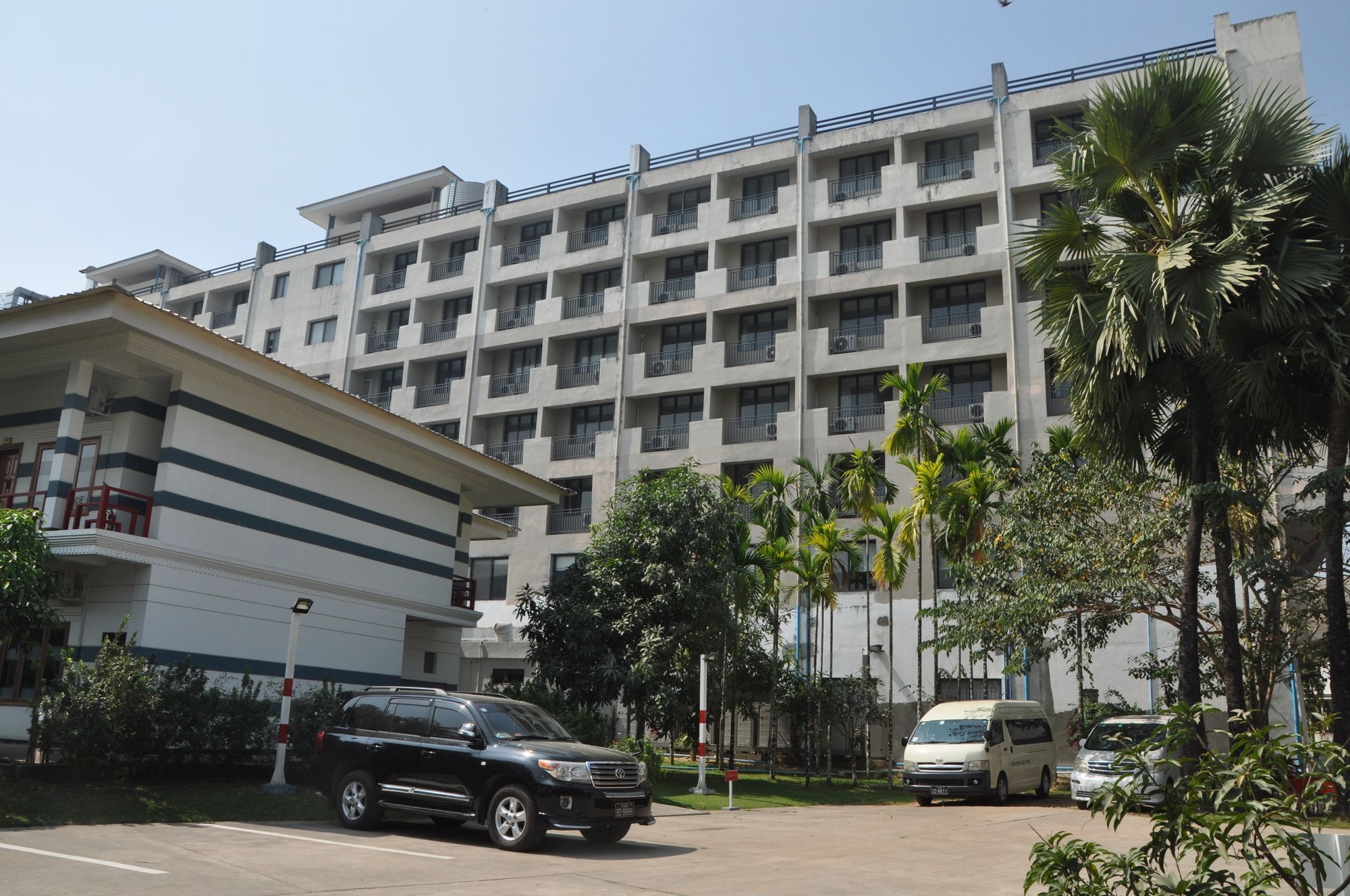 Akore Myanmar Life Hotel Rangoon Eksteriør billede